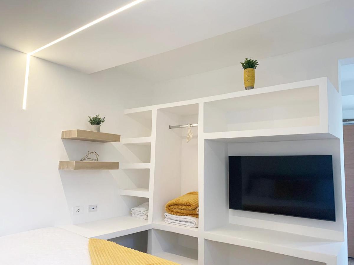 Silver Sun Apartment *
